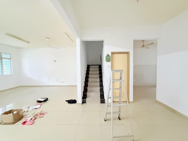 Rumah Teres 2.5 Tingkat untuk Dijual di Taman Selayang Permata (Batu Caves) - Zaty Jasmin - Interior - PropertyGuru.com.my