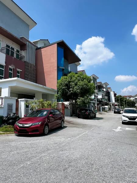 Rumah Berkembar untuk Dijual di Cheras (Selangor) - Alston Boo - Exterior - PropertyGuru.com.my