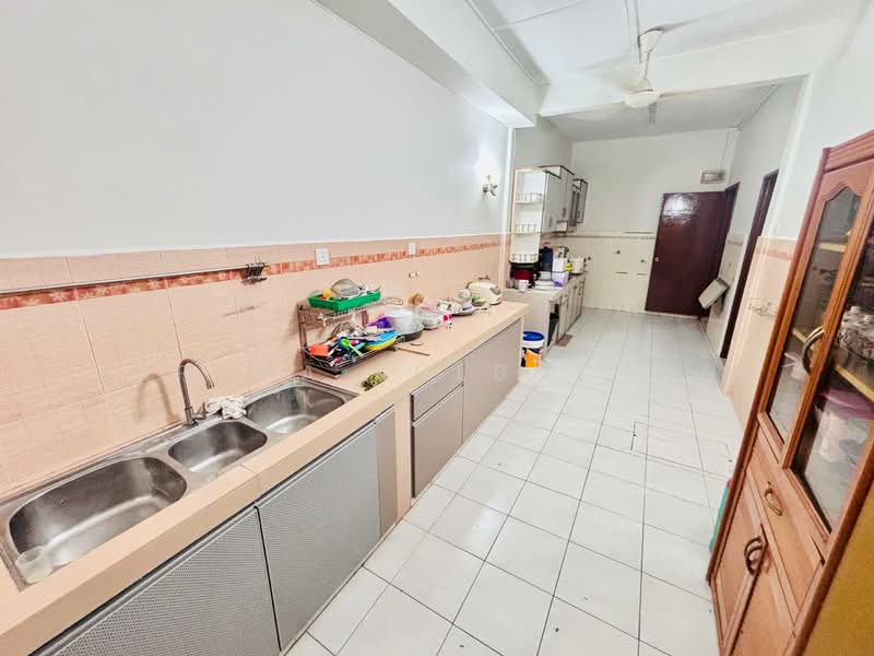 Rumah Teres 2 Tingkat untuk Dijual di Saujana Impian (Kajang) - Zarema Kulbuzheva - Kitchen - PropertyGuru.com.my
