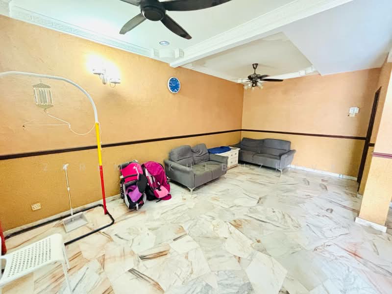 Rumah Teres 2 Tingkat untuk Dijual di Saujana Impian (Kajang) - Zarema Kulbuzheva - Living Room - PropertyGuru.com.my