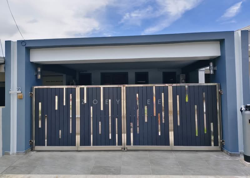 1-storey Terraced House for Sale in Taman Gelang Emas (Gelang Patah) - Zoey Lee - Exterior - PropertyGuru.com.my