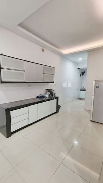 Rumah Teres 2 Tingkat untuk Dijual di Alam Impian (Shah Alam) - Zaty Jasmin - Kitchen - PropertyGuru.com.my