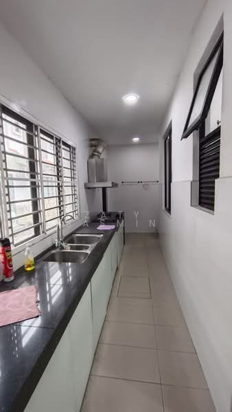 Rumah Teres 2 Tingkat untuk Dijual di Alam Impian (Shah Alam) - Zaty Jasmin - Kitchen - PropertyGuru.com.my