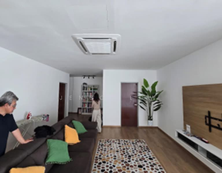 Kondominium untuk Dijual di 28 Residence @ Beverly Heights - Jenson Low - Living Room - PropertyGuru.com.my