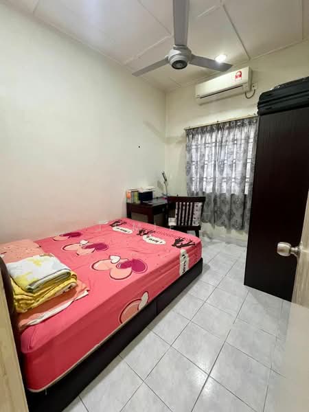 2-storey Terraced House for Rent in Taman Setia Indah (Tebrau) - Jemie . - Bedroom - PropertyGuru.com.my
