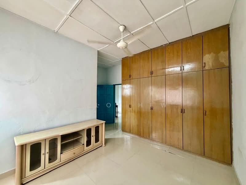 BANDAR PUCHONG JAYA - 3