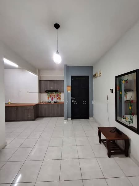 Servis Apartment untuk Disewa di Diamond Regency - Mr Zack - Kitchen - PropertyGuru.com.my