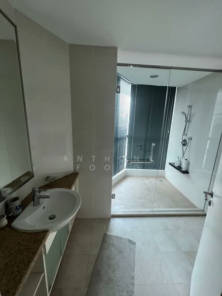 Kondominium untuk Dijual di Cendana - Anthony Foong - Bathroom - PropertyGuru.com.my