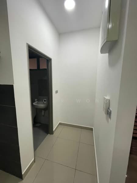 Service Residence for Rent at SKS Habitat - Oscar Wong - Corridor - PropertyGuru.com.my