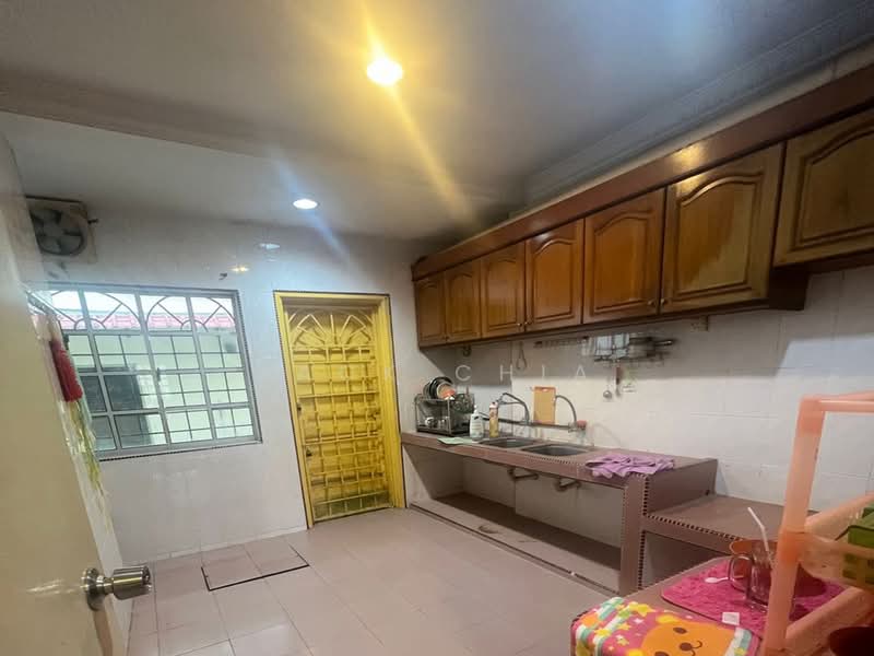 2-storey Terraced House for Sale in Taman Permai (Seremban) - Jack Chia - Kitchen - PropertyGuru.com.my