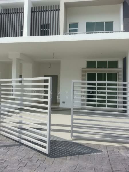 Semi-Detached House for Rent in Canary Garden (Klang) - Yogesvaran Poovan - Exterior - PropertyGuru.com.my