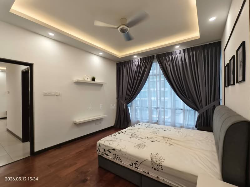 Servis Apartment untuk Disewa di Molek Regency - Jemie . - Bedroom - PropertyGuru.com.my