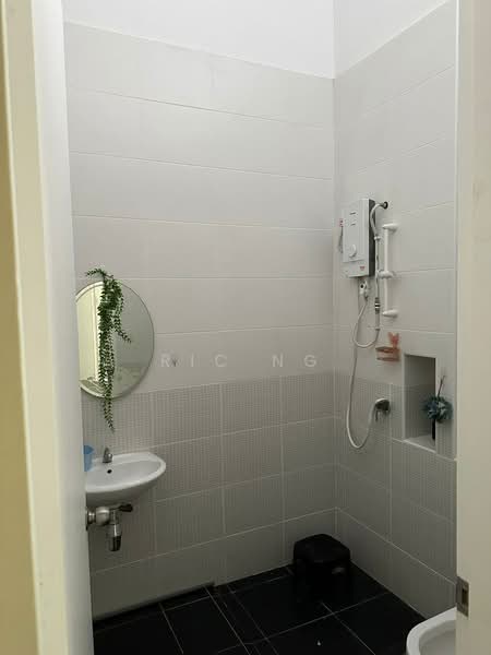 Terraced House for Sale in Kota Masai (Pasir Gudang) - Ric Ng - Bathroom - PropertyGuru.com.my