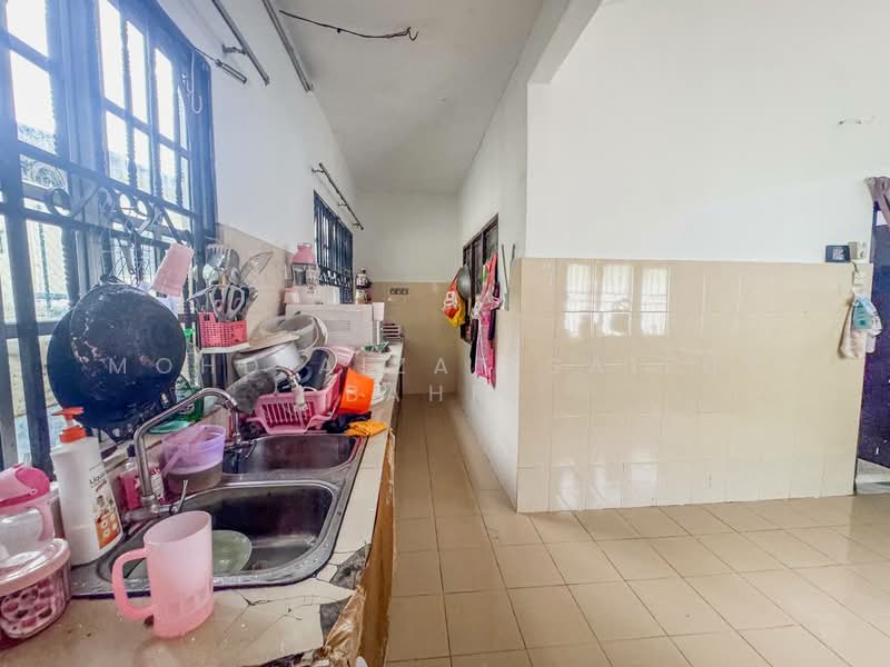 Rumah Teres 1 Tingkat untuk Dijual di Taman Bukit Mewah (Kajang) - Mohd Aizat Saiful Bahri - Kitchen - PropertyGuru.com.my