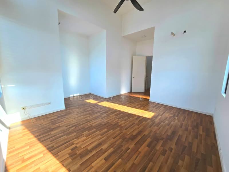 Semi-Detached House for Sale in Eco Majestic (Semenyih) - Jesslyn Lee - Master Bedroom - PropertyGuru.com.my
