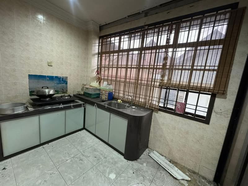 Rumah Teres 1.5 Tingkat untuk Dijual di Taman Rinting (Masai) - ALHAFIZ AZIS - Kitchen - PropertyGuru.com.my
