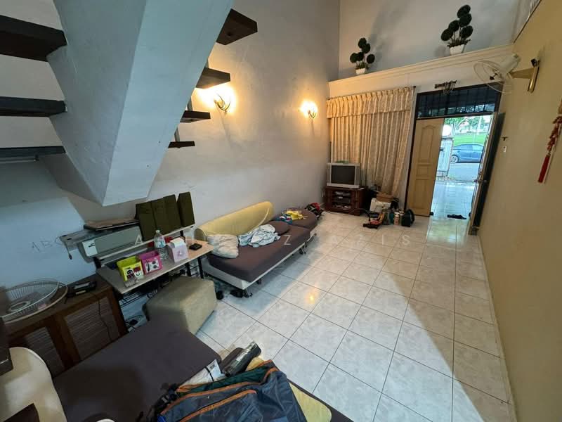 Rumah Teres 1.5 Tingkat untuk Dijual di Taman Rinting (Masai) - ALHAFIZ AZIS - Living Room - PropertyGuru.com.my