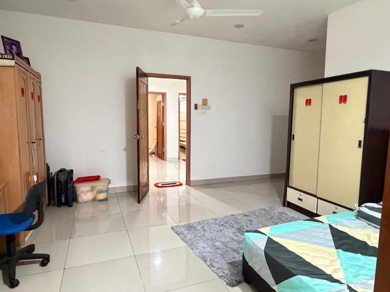 2-storey Terraced House for Sale in Bandar Putra (Kulai) - Ric Ng - Bedroom - PropertyGuru.com.my