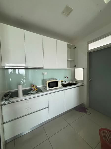 Service Residence for Rent at Tropez Residences - Ivy Low - Kitchen - PropertyGuru.com.my