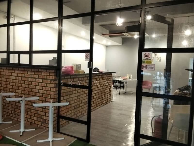 Shop for Rent in Pusat Perdagangan Seri Kembangan (Seri Kembangan) - Sky Wong - Interior - PropertyGuru.com.my