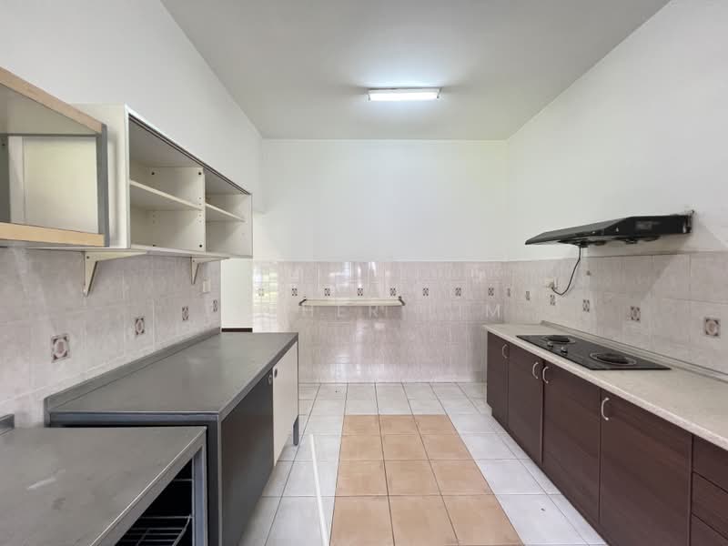 Townhouse for Sale in Sunway Damansara (Kota Damansara) - Esther Lim - Kitchen - PropertyGuru.com.my