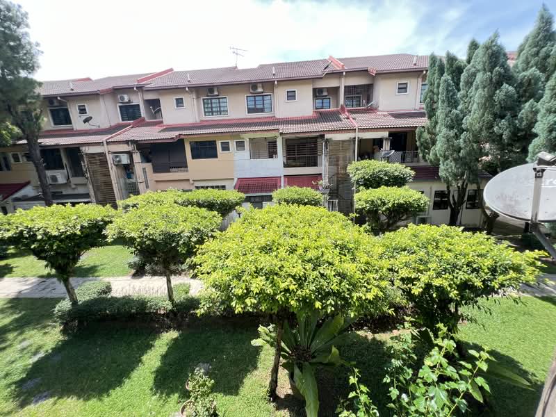 Townhouse for Sale in Sunway Damansara (Kota Damansara) - Esther Lim - Exterior - PropertyGuru.com.my