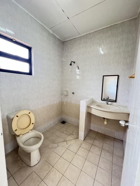 Townhouse for Sale in Sunway Damansara (Kota Damansara) - Esther Lim - Bathroom - PropertyGuru.com.my
