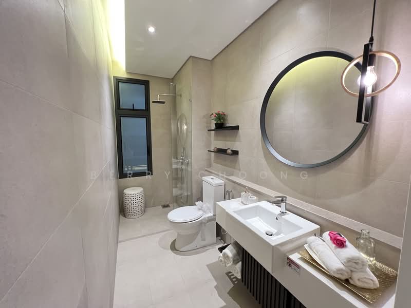 Kondominium untuk Dijual di Oaka Residences - Berry Choong - Bathroom - PropertyGuru.com.my