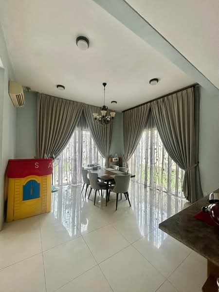 Bungalow for Sale in Kayangan Heights (Shah Alam) - Mohd Aizat Saiful Bahri - Dining Room - PropertyGuru.com.my