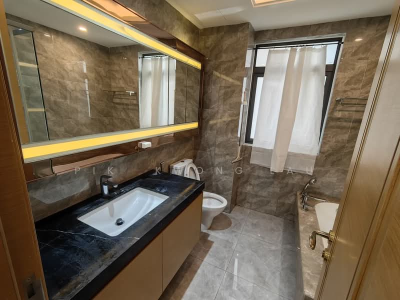 Service Residence for Rent at R&F Princess Cove Phase 1 - Pik  Kwong Lau - Bathroom - PropertyGuru.com.my