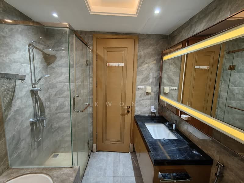 Service Residence for Rent at R&F Princess Cove Phase 1 - Pik  Kwong Lau - Bathroom - PropertyGuru.com.my