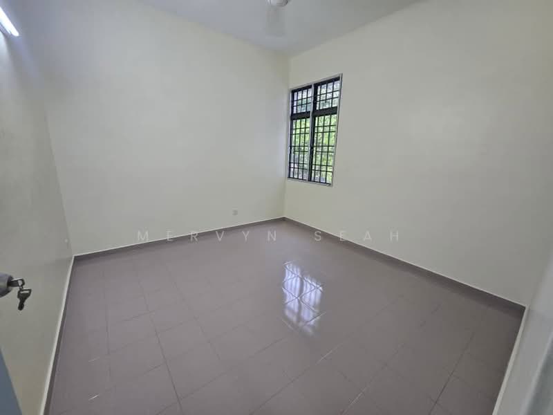 Apartment for Sale at Desa Universiti - Mervyn Seah - Bedroom - PropertyGuru.com.my
