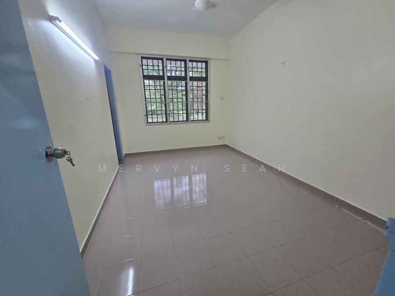 Apartment for Sale at Desa Universiti - Mervyn Seah - Bedroom - PropertyGuru.com.my