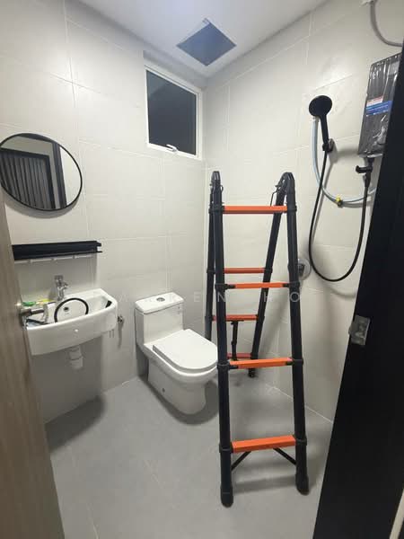 Service Residence for Rent at TRELLIS RESIDENCES - Darren Ho - Bathroom - PropertyGuru.com.my