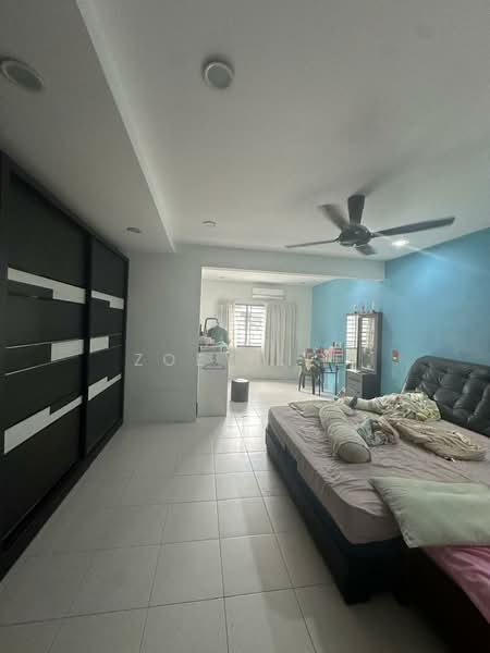 2.5-storey Terraced House for Sale in Taman Scientex Pasir Gudang (Pasir Gudang) - Zoey Lee - Bedroom - PropertyGuru.com.my