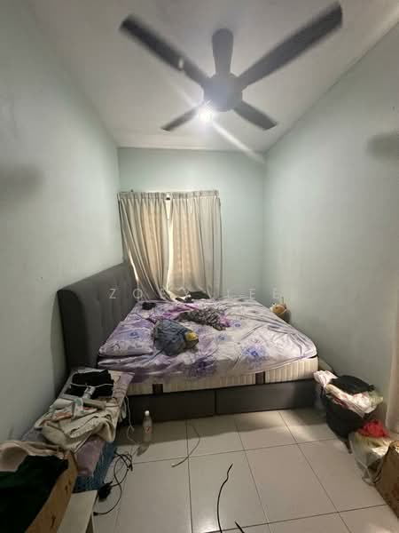 2.5-storey Terraced House for Sale in Taman Scientex Pasir Gudang (Pasir Gudang) - Zoey Lee - Bedroom - PropertyGuru.com.my