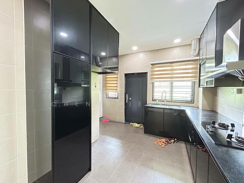 Semi-Detached House for Sale in Taman Nusa Idaman (Iskandar Puteri (Nusajaya)) - Chen Shieh Yu - Kitchen - PropertyGuru.com.my