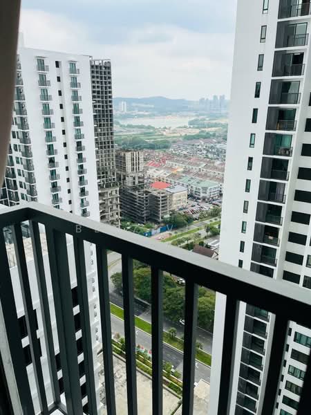 Servis Apartment untuk Dijual di Alira @ Metropark Subang - Benz Viva - Balcony - PropertyGuru.com.my