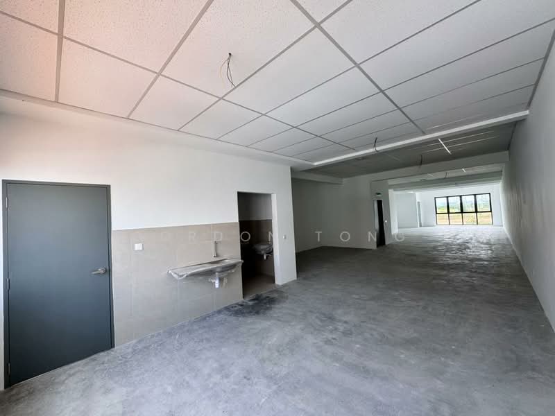 Shop for Rent in Bandar Rimbayu (Telok Panglima Garang) - Gordon Tong - Interior - PropertyGuru.com.my