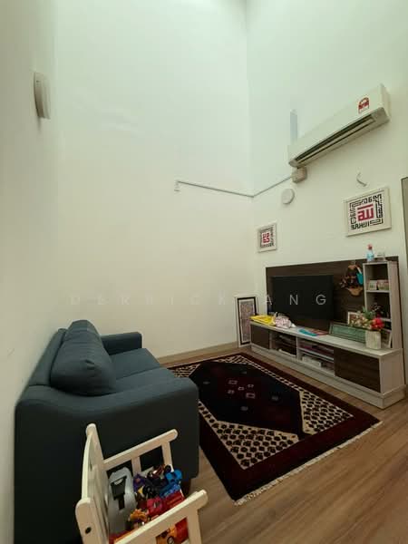 Rumah Teres 2-Tingkat untuk Dijual di Elmina (Shah Alam) - Derrick Ang - Living Room - PropertyGuru.com.my