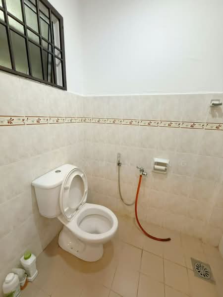 2-storey Terraced House for Sale in Taman Putri Kulai (Kulai) - Benjamin Ong - Bathroom - PropertyGuru.com.my