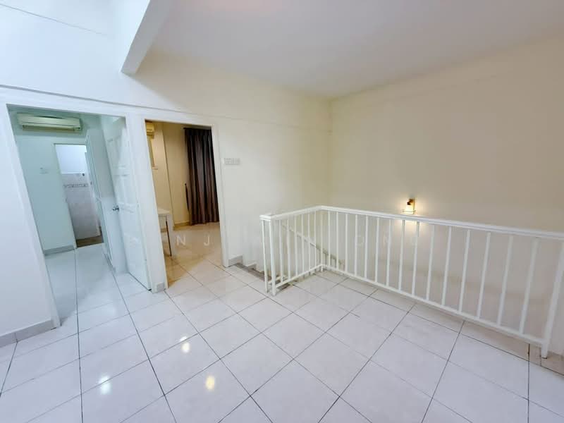 2-storey Terraced House for Sale in Taman Putri Kulai (Kulai) - Benjamin Ong - PropertyGuru.com.my