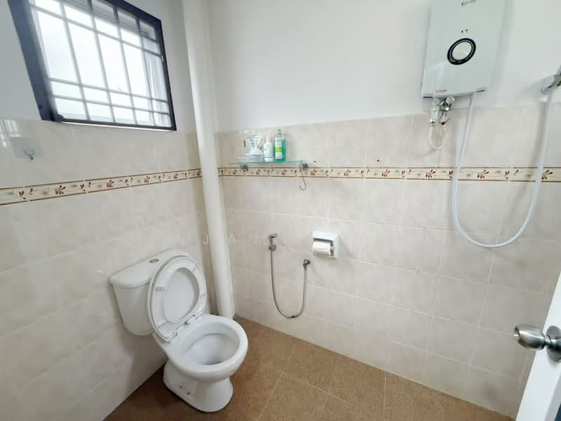 2-storey Terraced House for Sale in Taman Putri Kulai (Kulai) - Benjamin Ong - PropertyGuru.com.my
