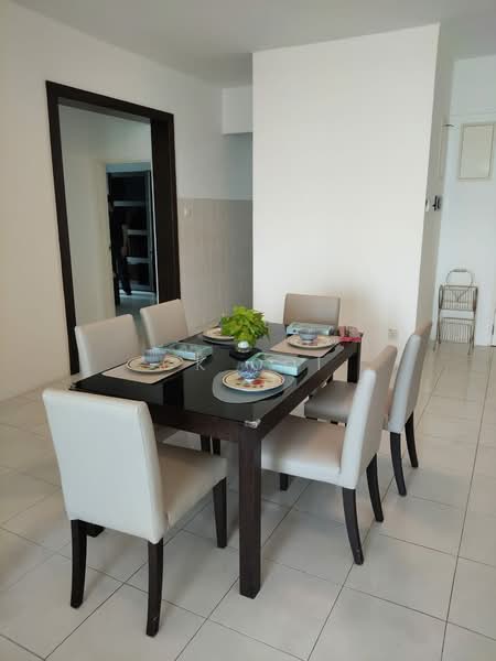Condominium for Rent at Bayswater Resort Condominium - CK Ooi - Dining Room - PropertyGuru.com.my