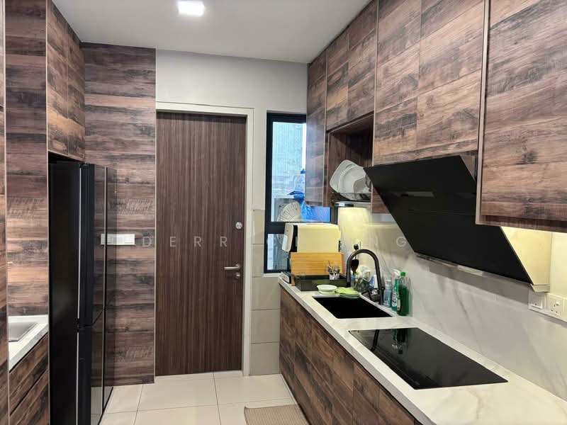 Rumah Teres 2-Tingkat untuk Dijual di Elmina (Shah Alam) - Derrick Ang - Kitchen - PropertyGuru.com.my