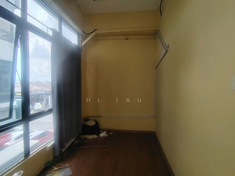 Office for Sale in Puchong (Selangor) - HL Lau - Interior - PropertyGuru.com.my