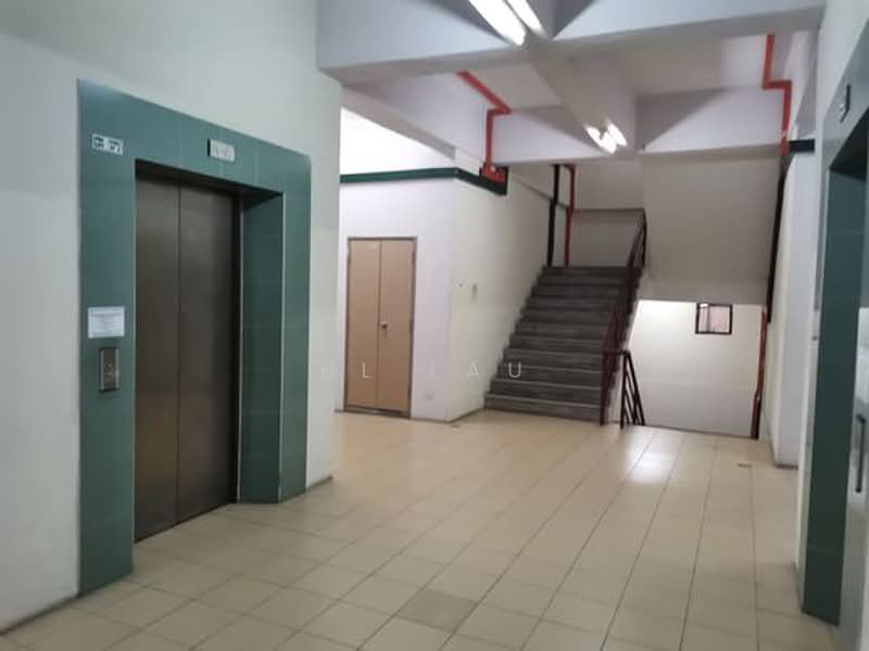 Office for Sale in Puchong (Selangor) - HL Lau - Corridor - PropertyGuru.com.my