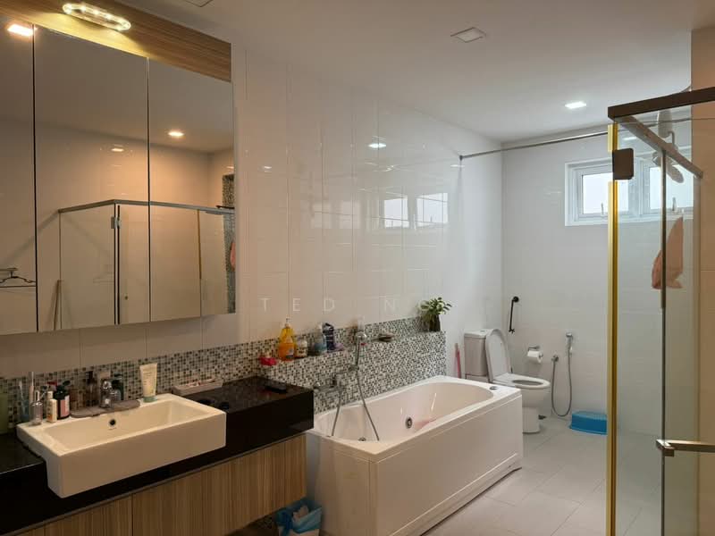 3-storey Terraced House for Sale in Tanjung Bungah (Penang) - TED NG - Bathroom - PropertyGuru.com.my