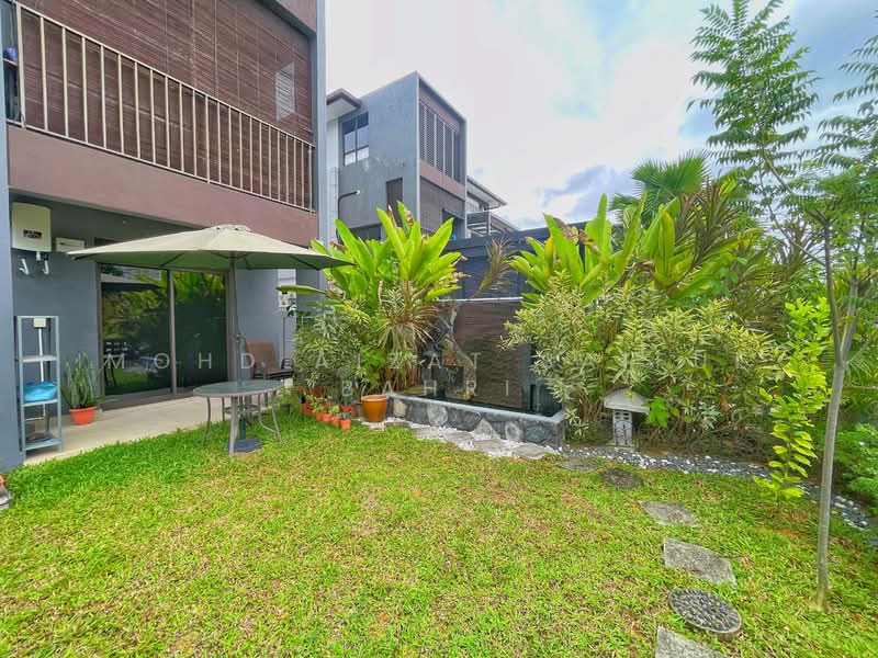 Rumah Teres 3 Tingkat untuk Dijual di Cyberjaya (Selangor) - Mohd Aizat Saiful Bahri - Exterior - PropertyGuru.com.my
