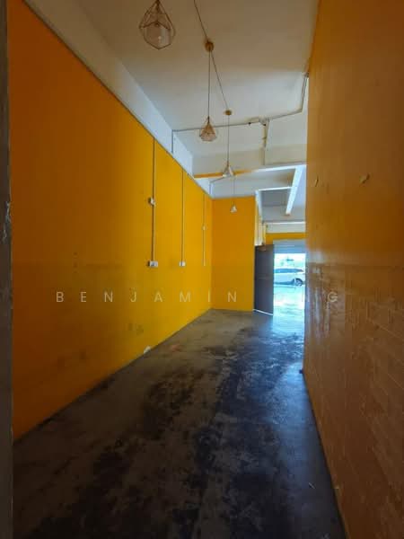 Shop for Rent in Bandar Uda Utama (Johor Bahru) - Benjamin Ong - Interior - PropertyGuru.com.my